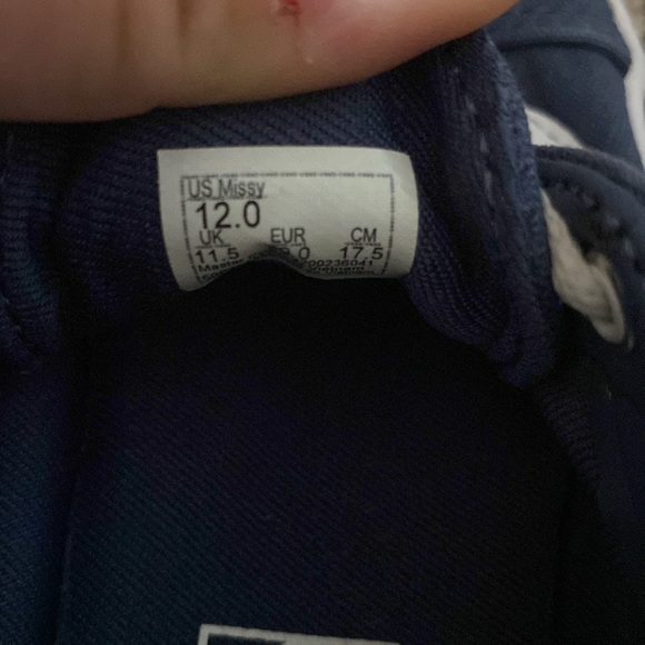 Kids size 12 blue vans - Picture 6 of 6